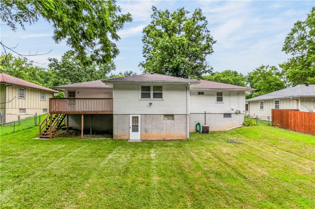 Photo 4 of 8029 Yecker Avenue