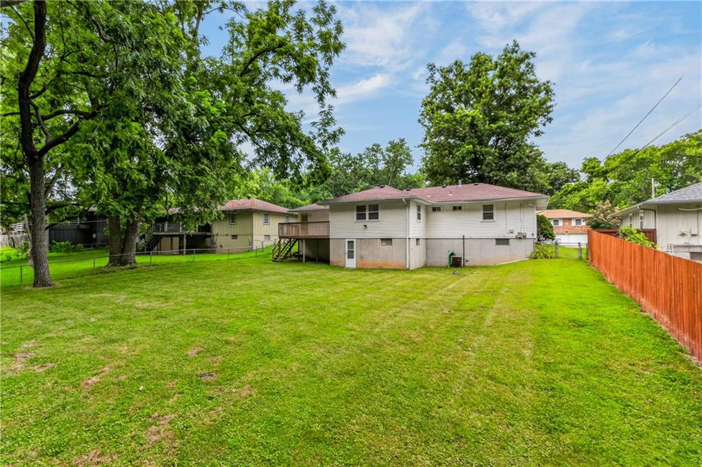 Photo 5 of 8029 Yecker Avenue