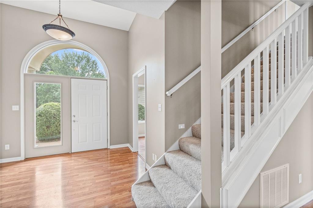 Photo 3 of 1405 Kensington Court