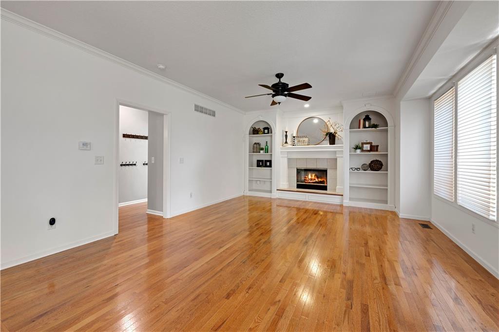 Photo 7 of 15901 Birch Street