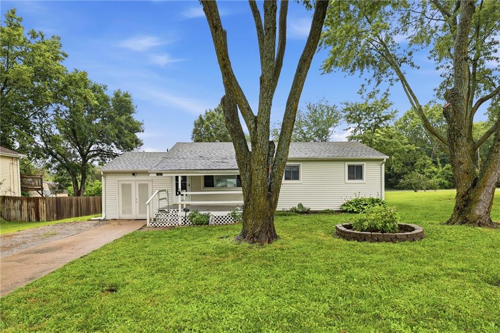 Photo of 17511 Montgall Drive