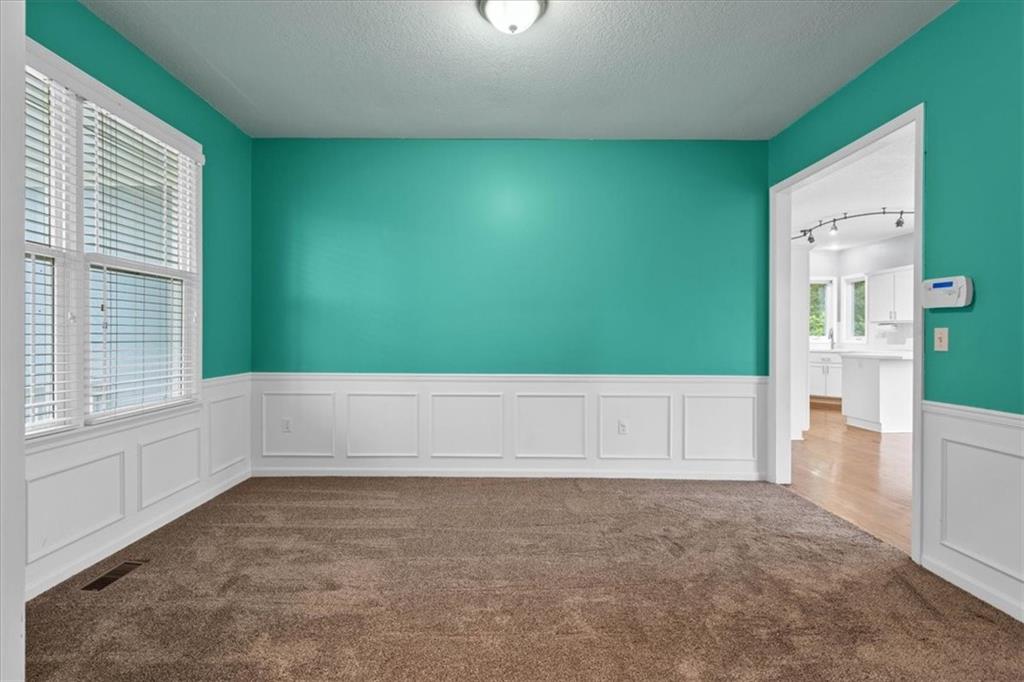 Photo 4 of 12717 Eby Street