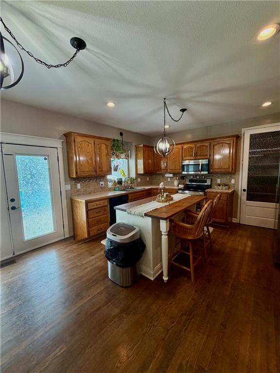 Photo 5 of 1437 Coventry Lane