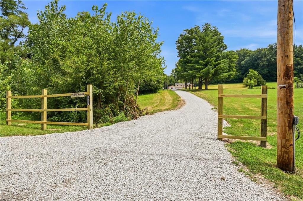 Photo of 19607 Fightmaster Road
