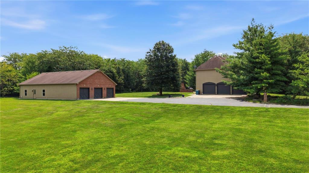 Photo 3 of 20215 S Grand Drive