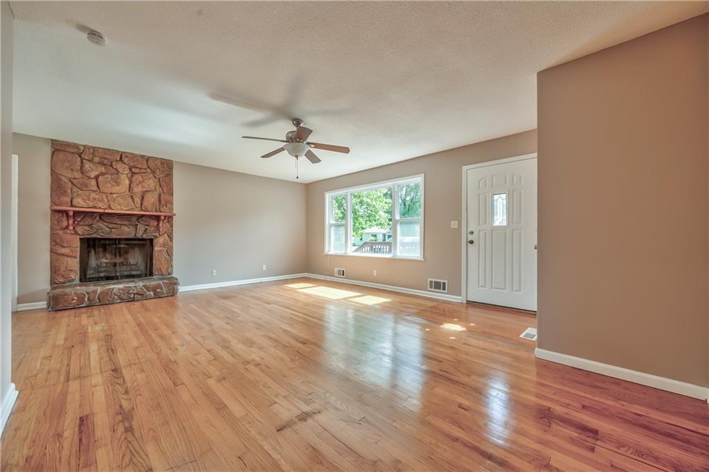 Photo 3 of 5226 Garner Lane