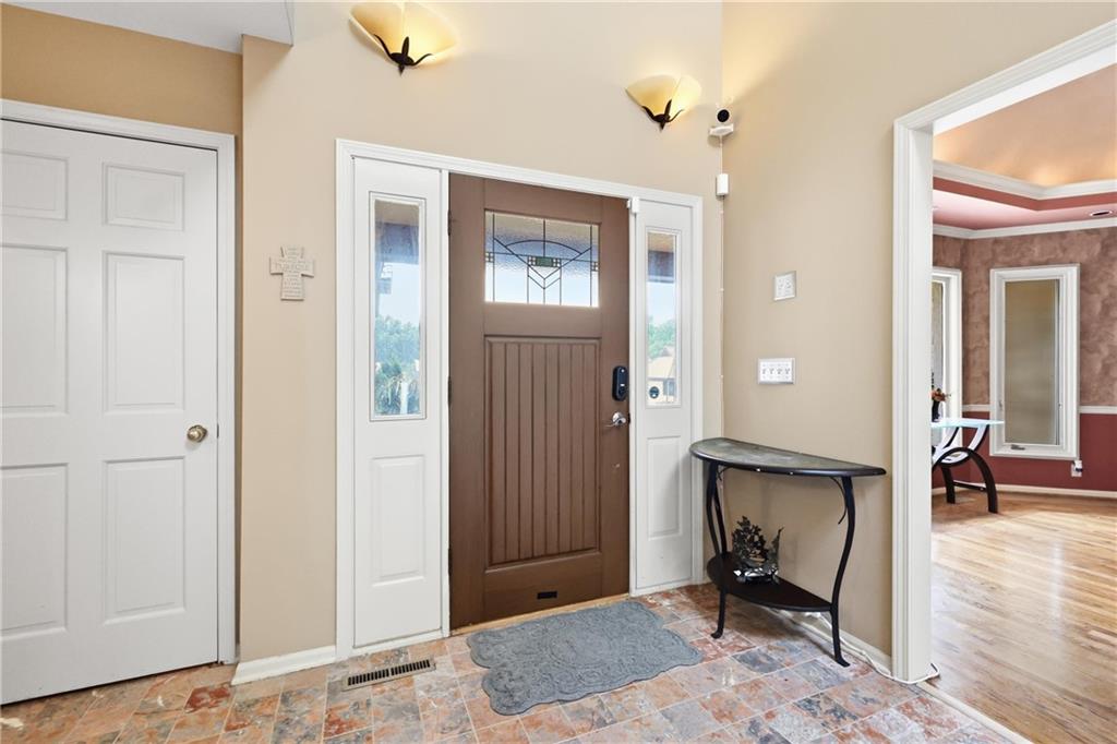 Photo 6 of 10 The Woodlands N/A