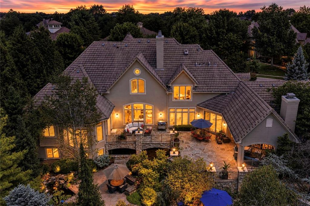 Photo 6 of 13908 HOWE Drive