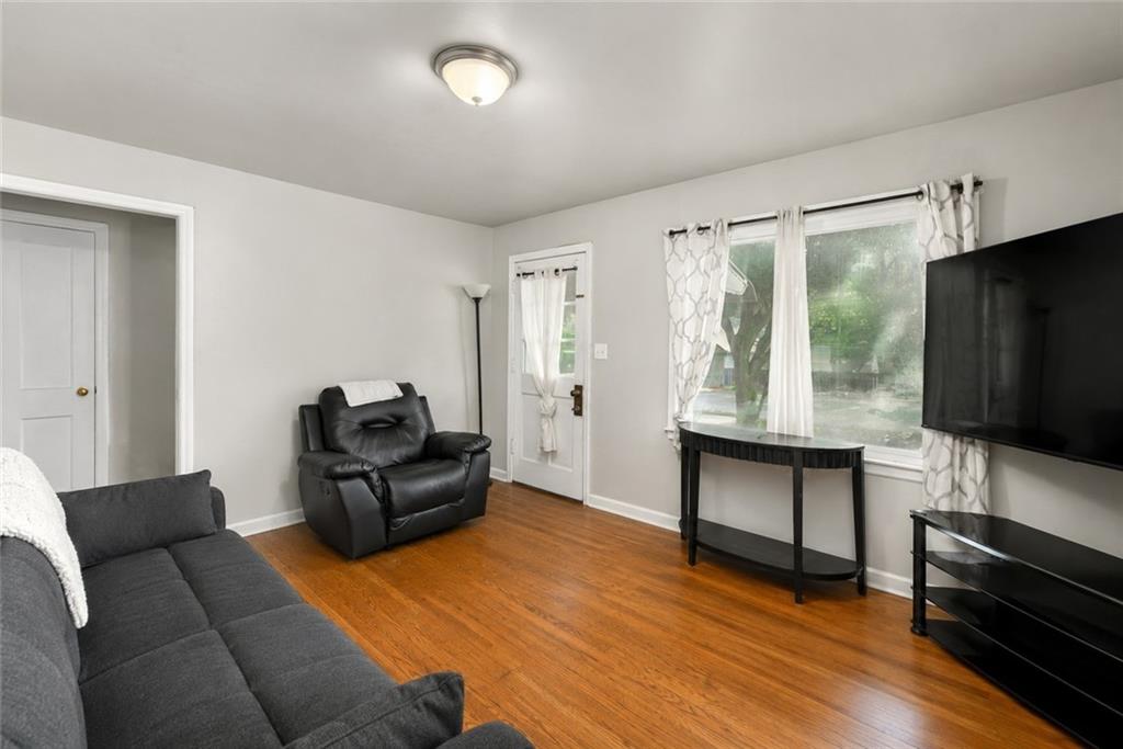 Photo 5 of 118 N Carlisle Street