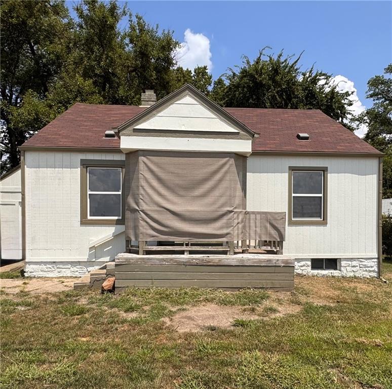 Photo of 2612 E 75th Street