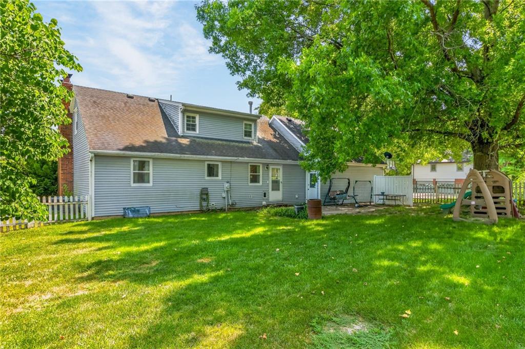 Photo 5 of 602 Greenbriar Terrace