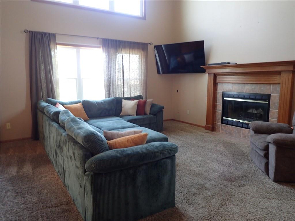 Photo 2 of 2924 SW Silverspur Road