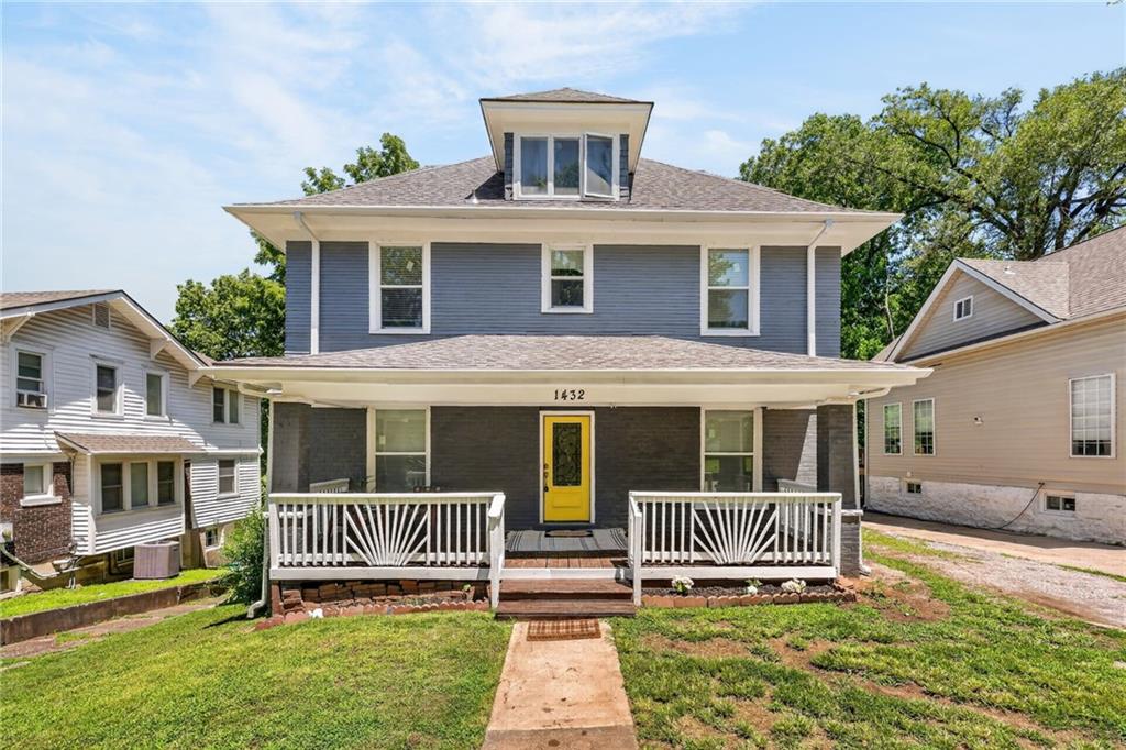 Photo of 1432 W Walnut Street