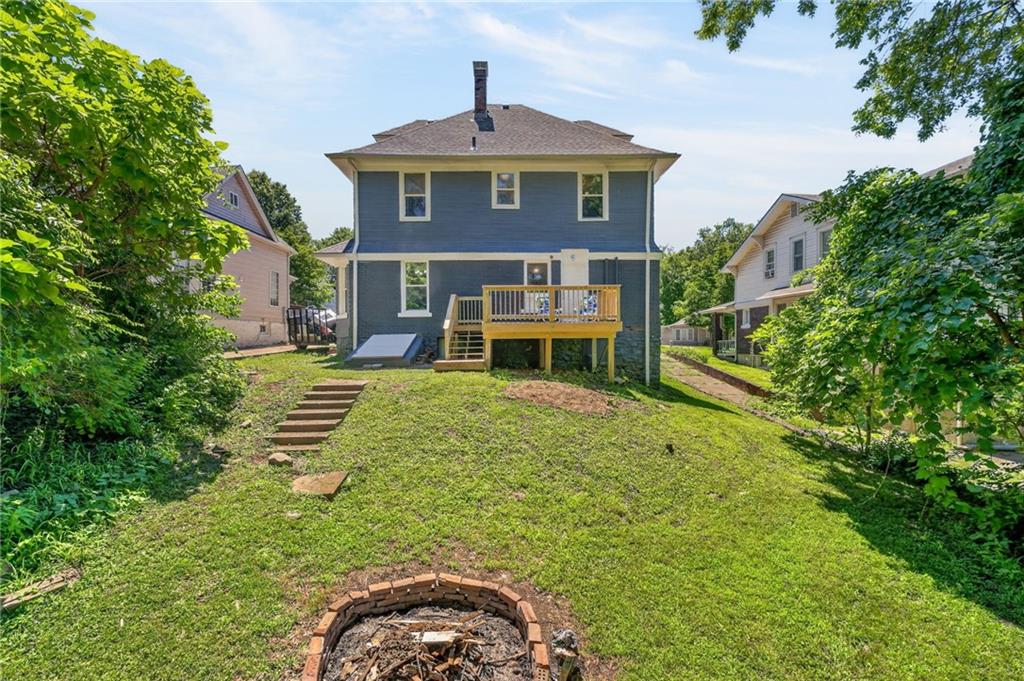 Photo 5 of 1432 W Walnut Street