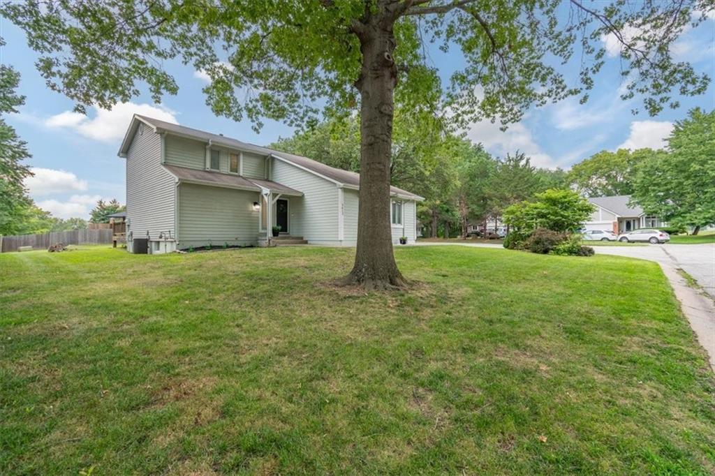 Photo 6 of 3613 SW 11th Street