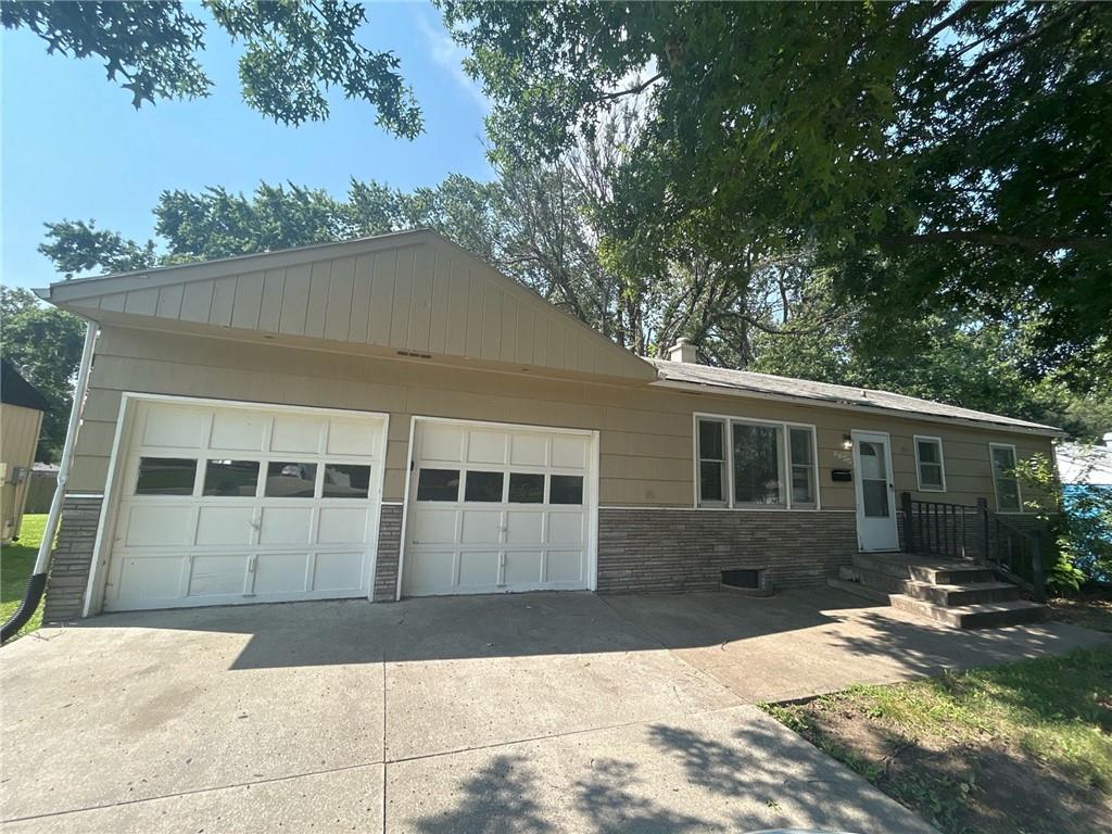 Photo of 8855 E 59th Street