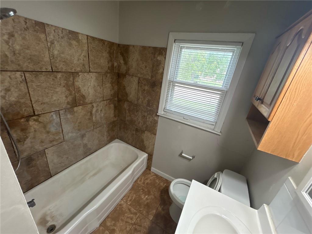 Photo 3 of 8855 E 59th Street