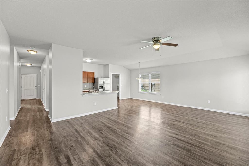 Photo 5 of 749 S Cypress Street