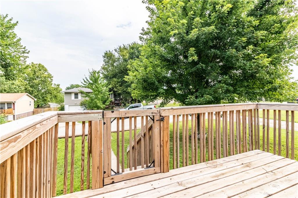 Photo 6 of 105 Hardy Street