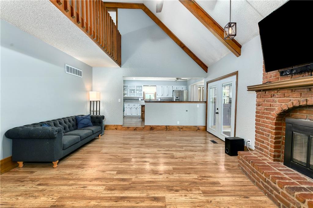 Photo 7 of 1100 SW 44th Street