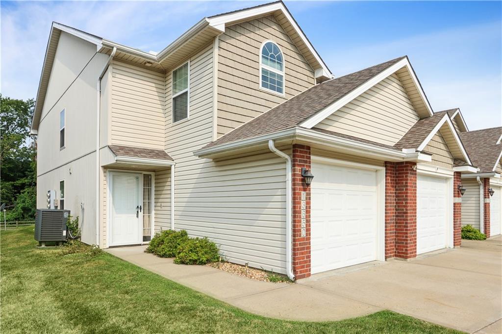 Photo of 13650 Oak Valley Drive in Platte City, MO