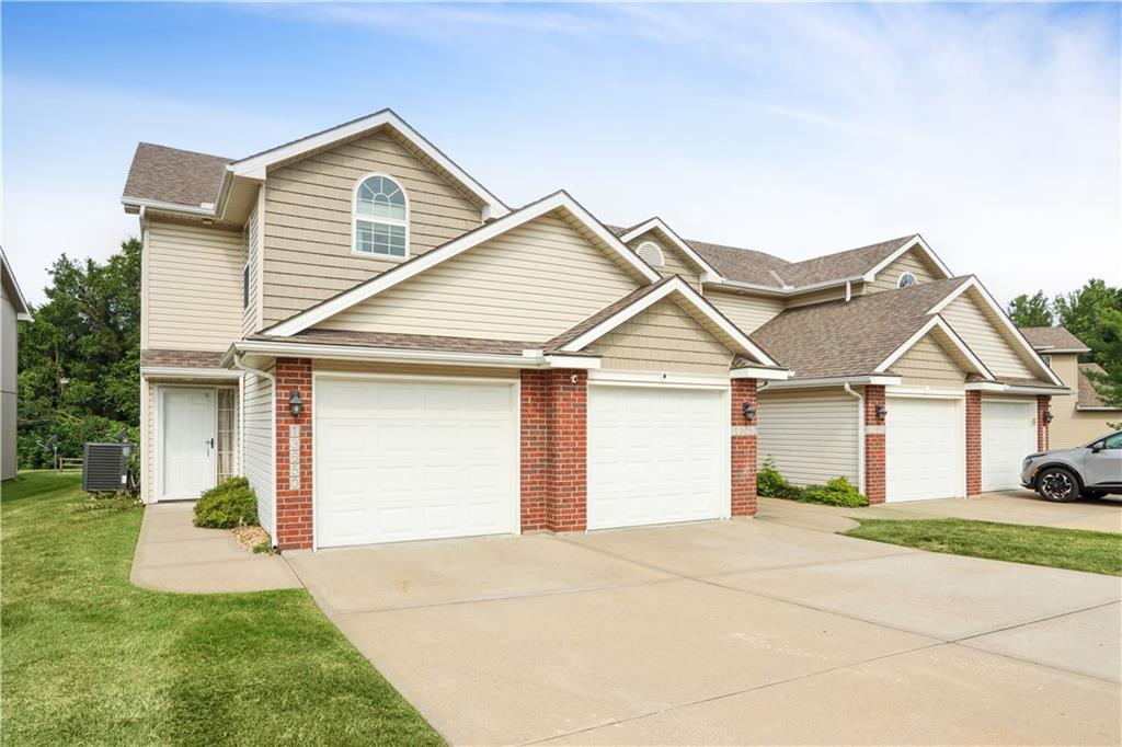 Photo 2 of 13650 Oak Valley Drive