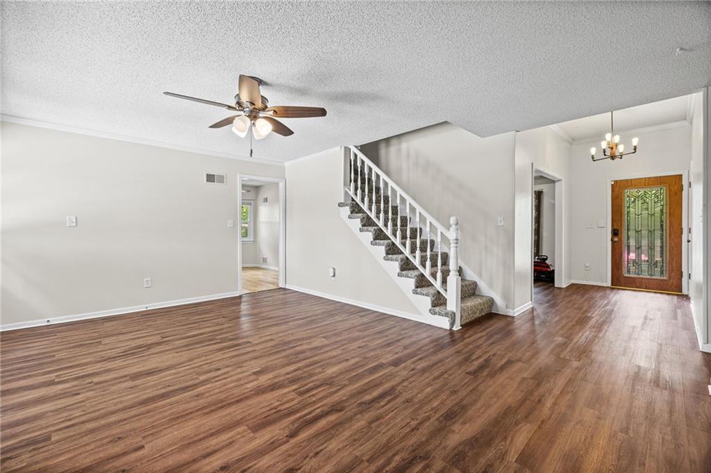 Photo 4 of 12606 W 69th Street