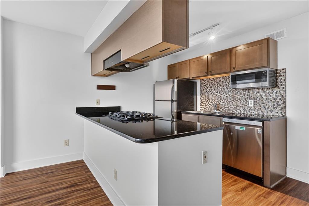 Photo 6 of 600 E 8th Street #8H