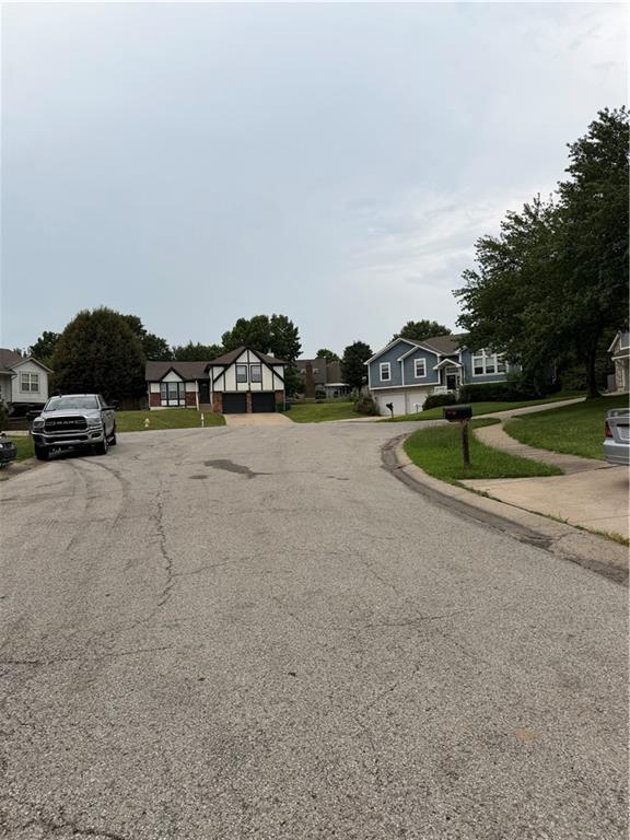 Photo 2 of 7203 E 133rd Circle