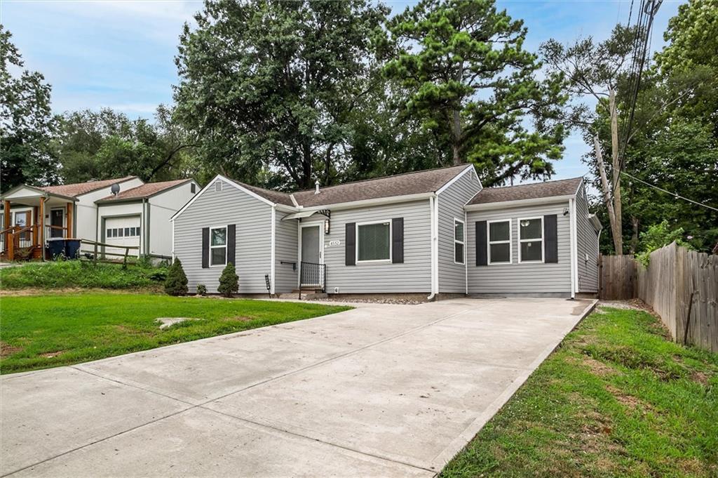 Photo of 4552 N Locust Street