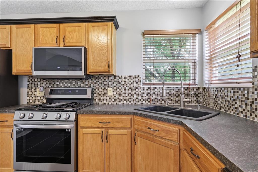 Photo 6 of 15575 NW 126th Street