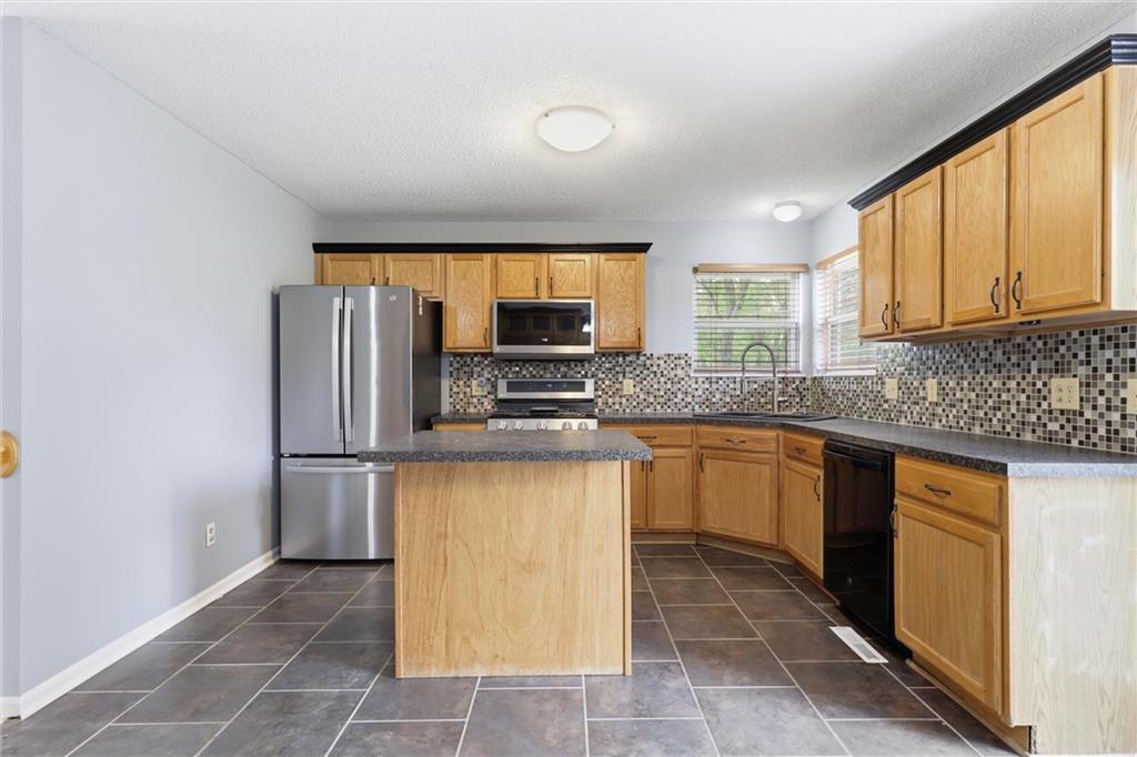 Photo 7 of 15575 NW 126th Street