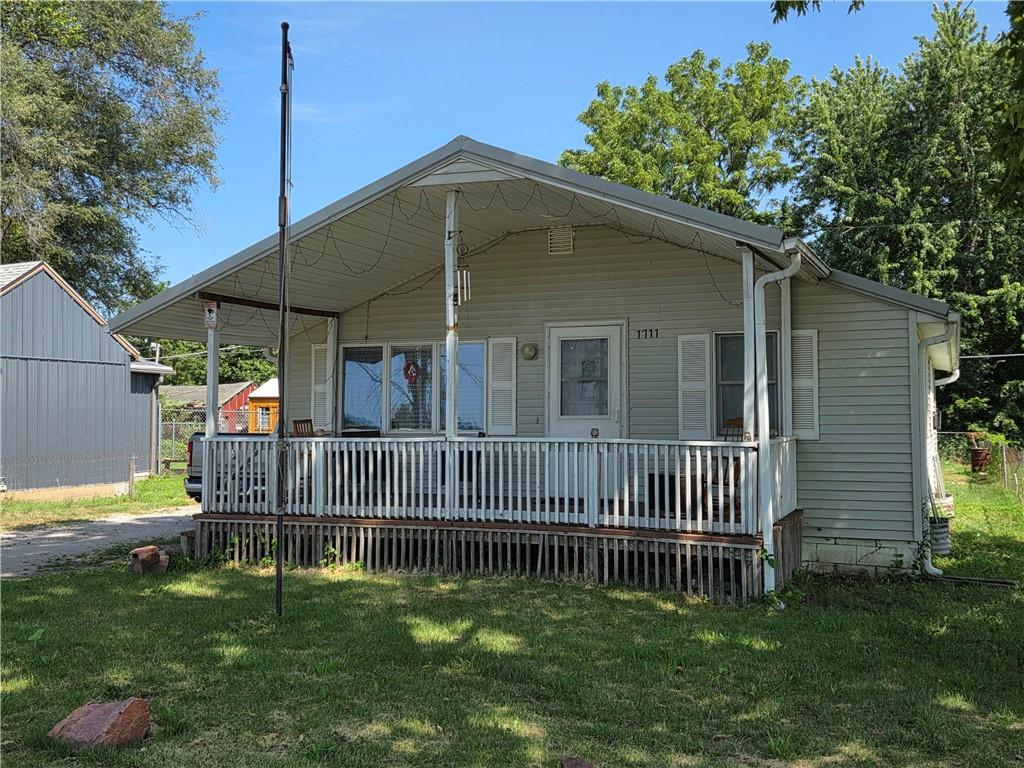 Photo of 1711 Parkview Avenue in St Joseph, MO