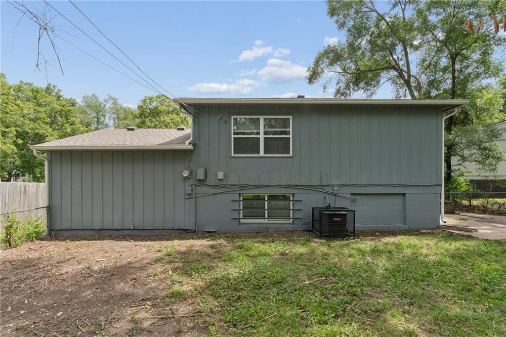 Photo 6 of 9505 Spring Valley Road