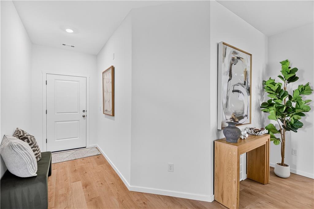 Photo 3 of 1604 SW 9th Street