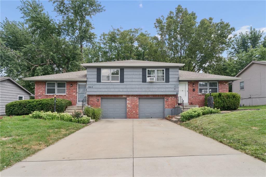 Photo 4 of 7817 England Drive