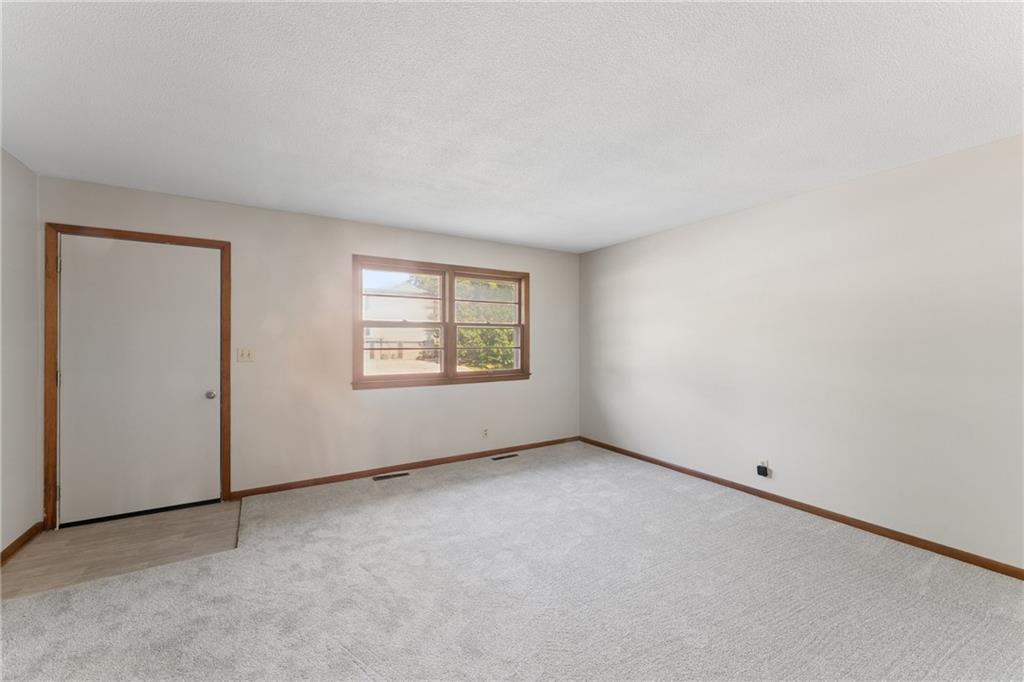 Photo 7 of 7817 England Drive