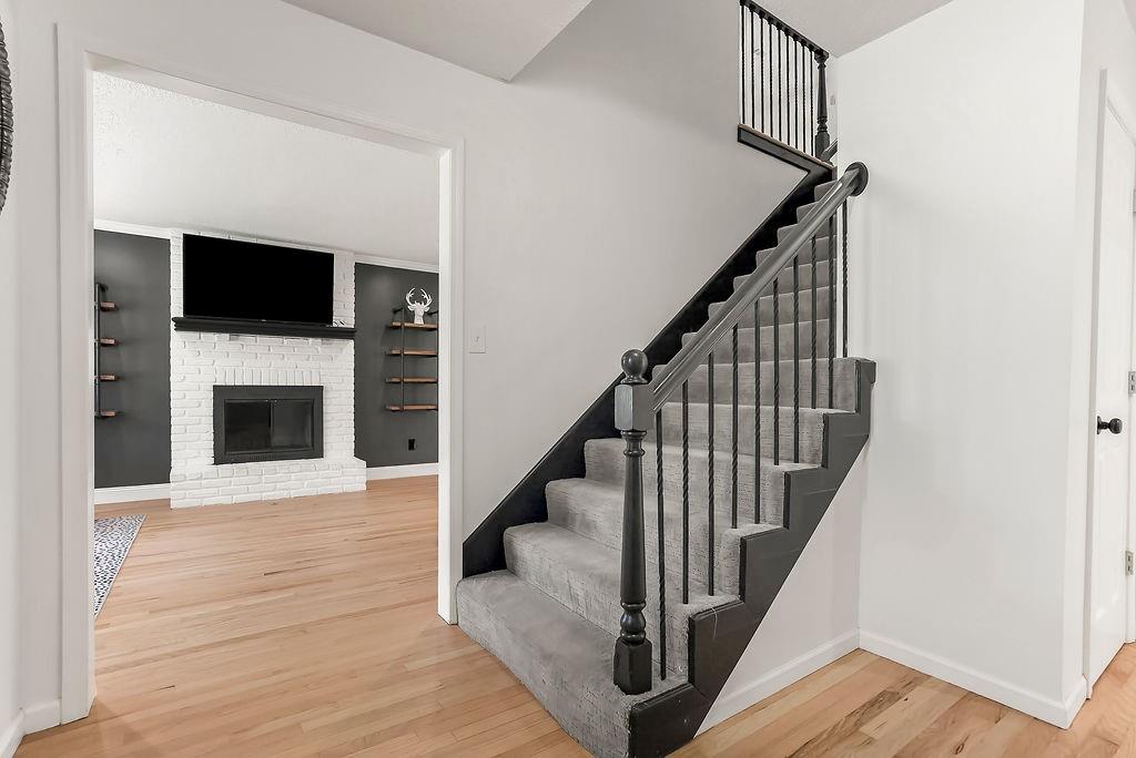 Photo 2 of 4900 Ballentine Street
