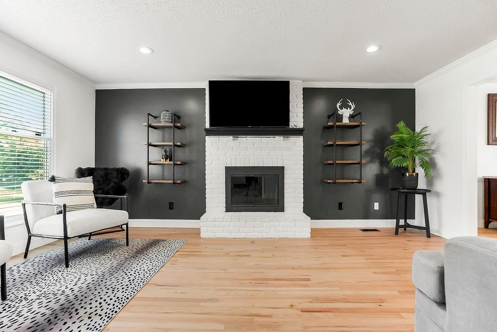 Photo 4 of 4900 Ballentine Street