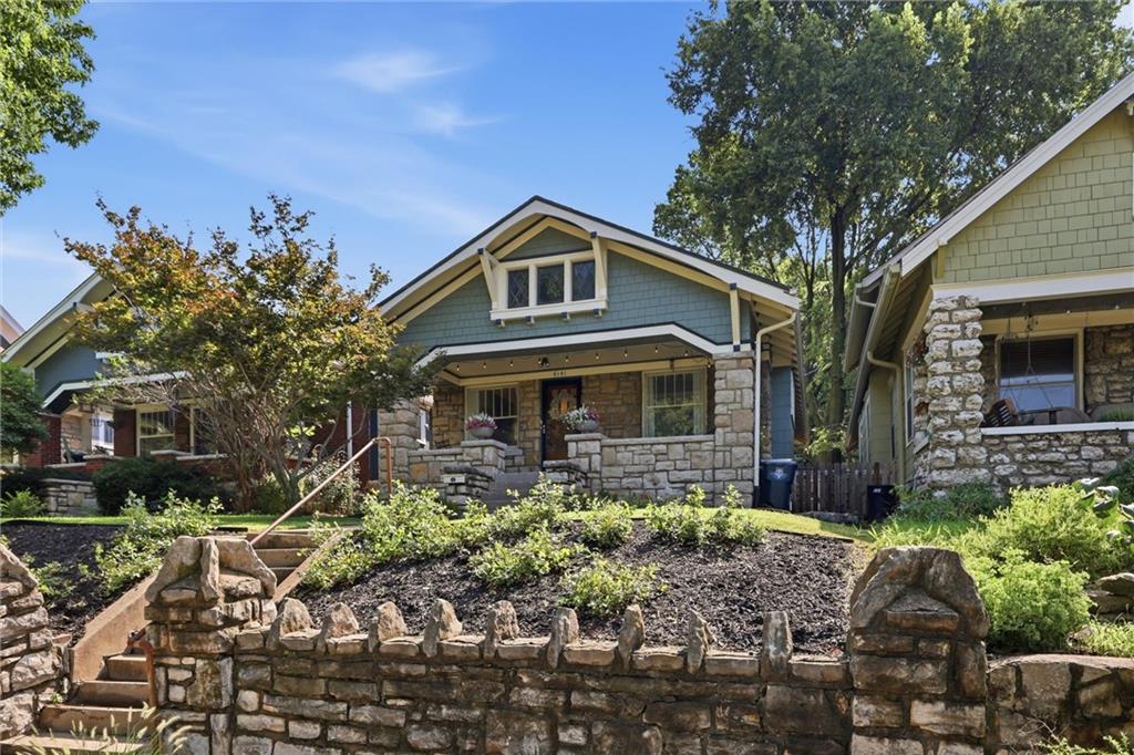 Photo 3 of 4141 Kenwood Avenue