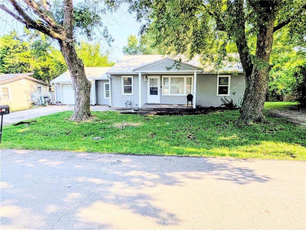 Photo of 210 W 19th Street