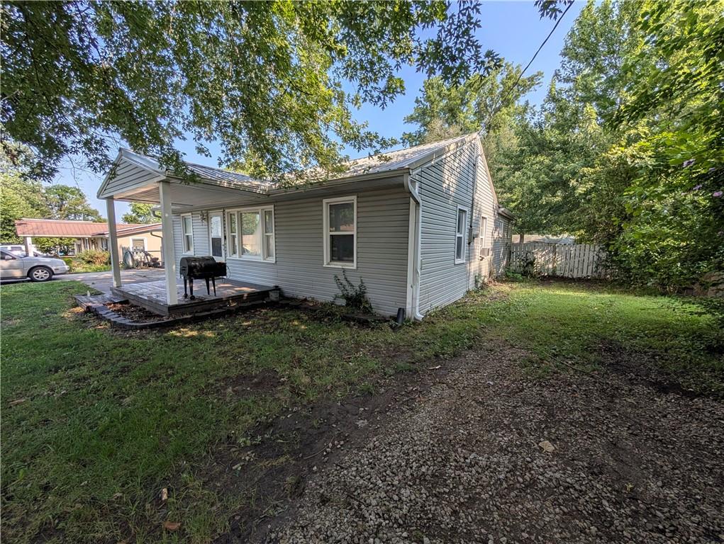Photo 3 of 210 W 19th Street