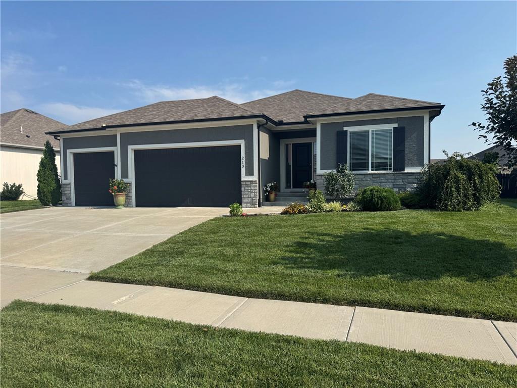 Photo of 213 SW Davenport Drive