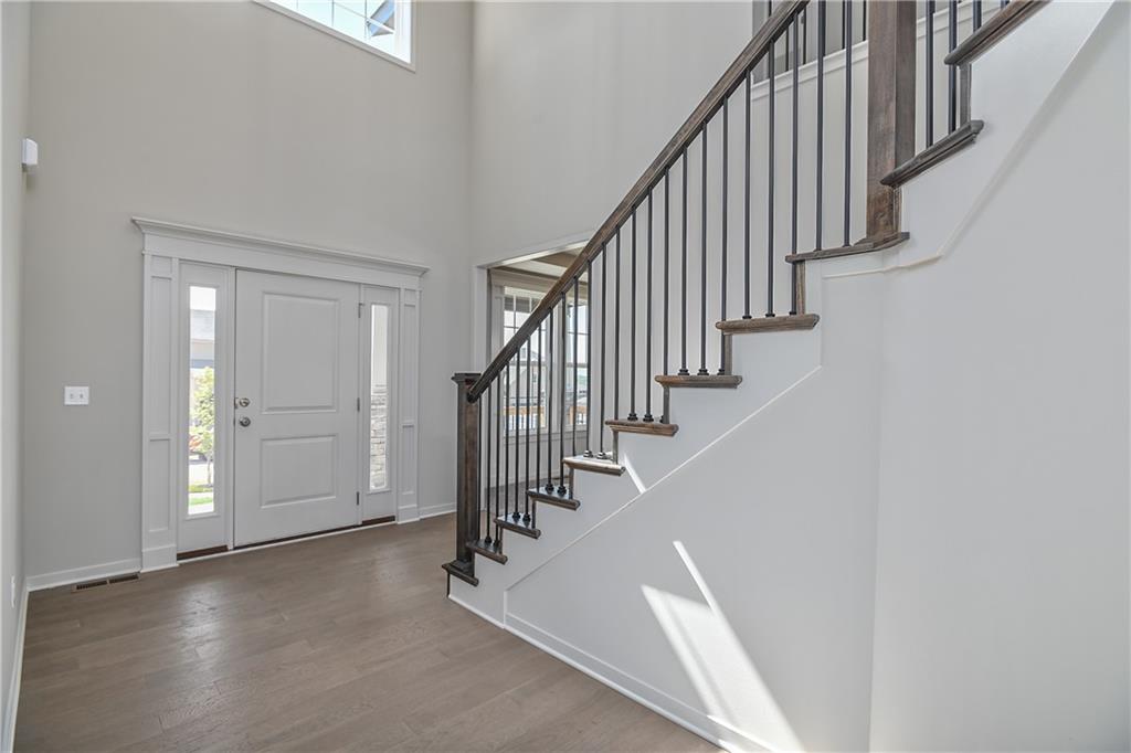 Photo 5 of 2682 W Park Street