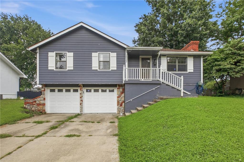 Photo of 1933 NE Peters Drive