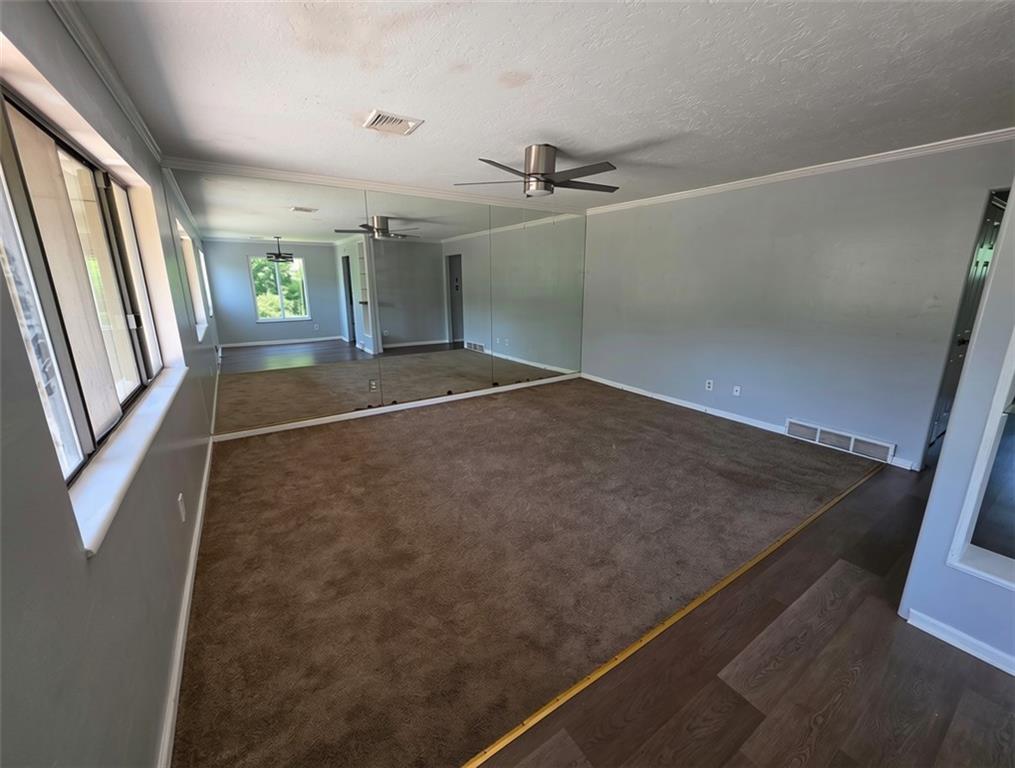 Photo 6 of 1006 W Maple Avenue #B