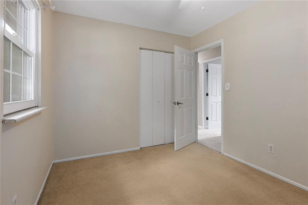Photo 6 of SW Rockwood Street