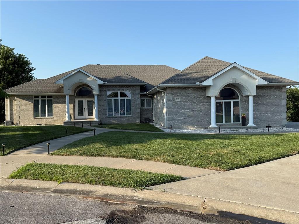 Photo of 1113 Saxony Court in Warrensburg, MO