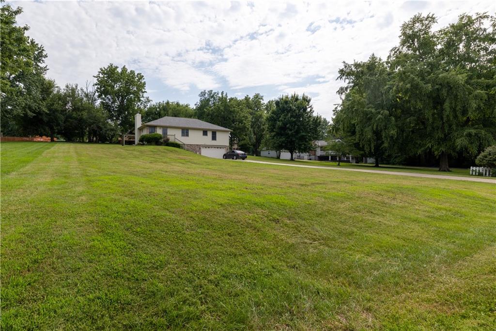 Photo 2 of 13470 Brookwood Way