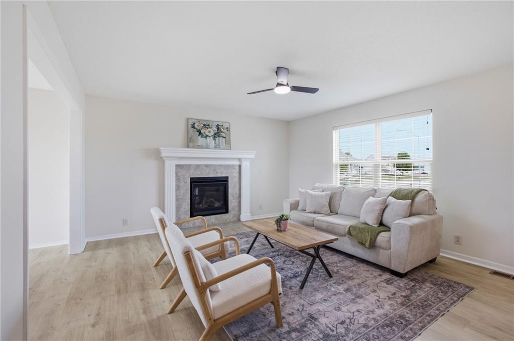 Photo 5 of 301 NE 192nd Terrace